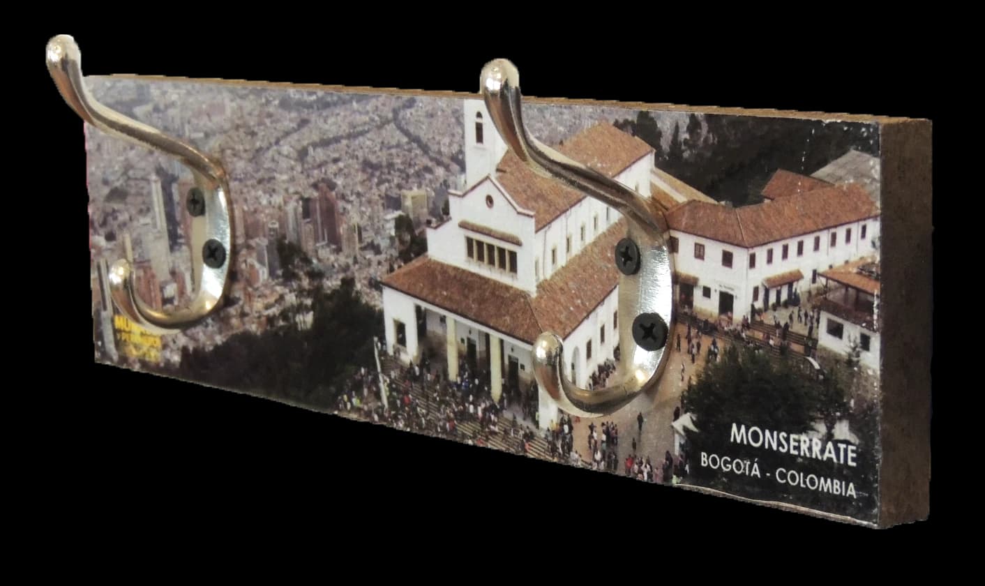 Perchero Monserrate Bogotá — vista 3